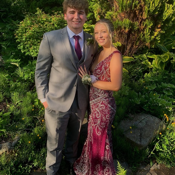 PROM DRESS!! - Picture 2 of 6